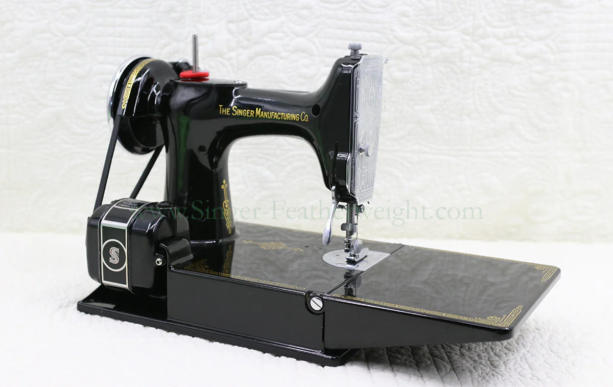 Singer Featherweight 221 Sewing Machine, AF089*** - Image 5