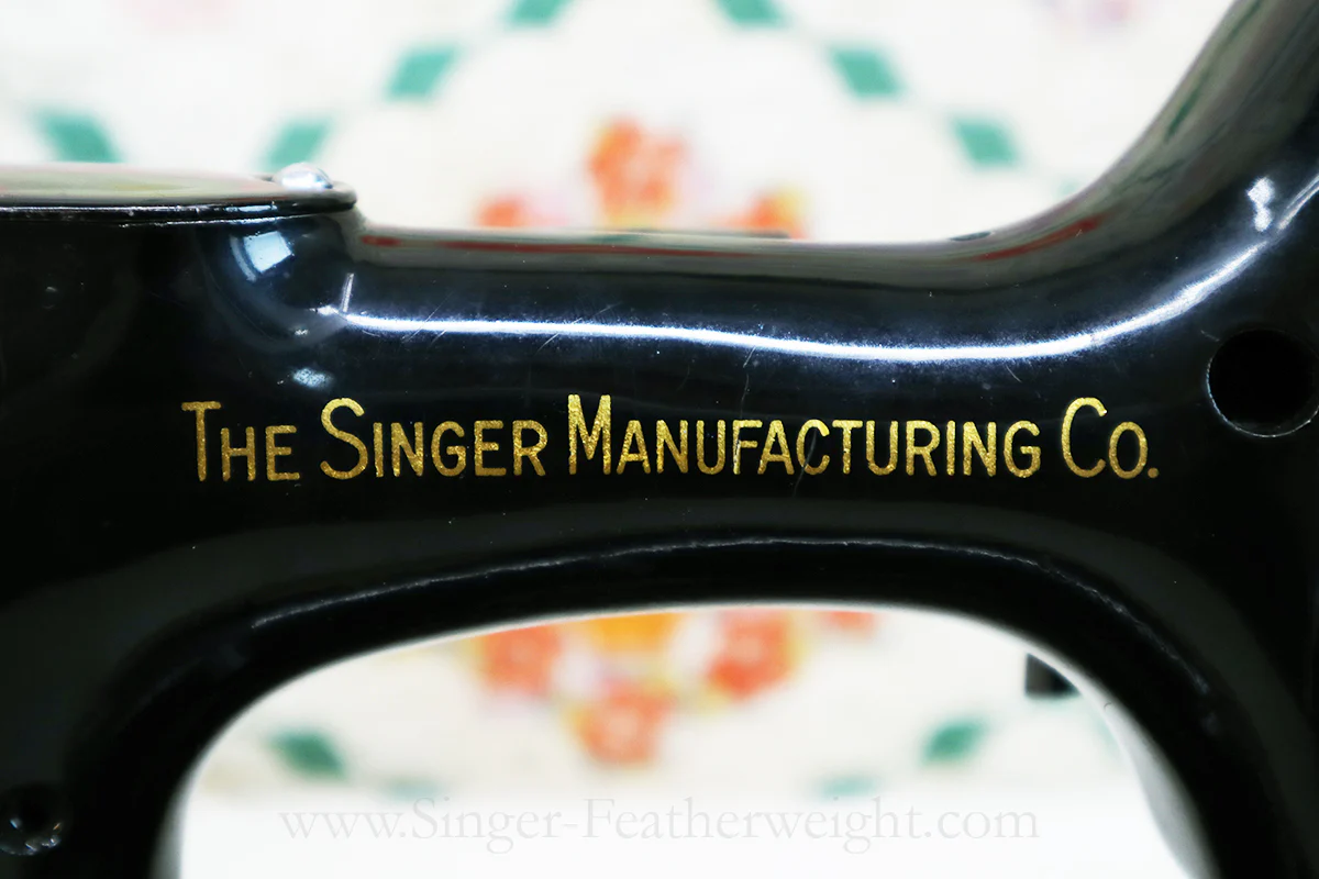 Singer Featherweight 221 Sewing Machine, AF170*** - Image 12