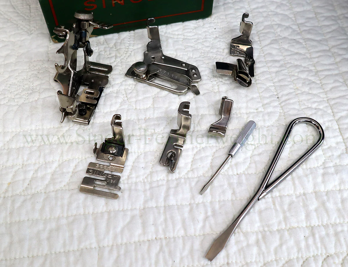 Singer Featherweight 221 Sewing Machine, AF170*** - Image 21
