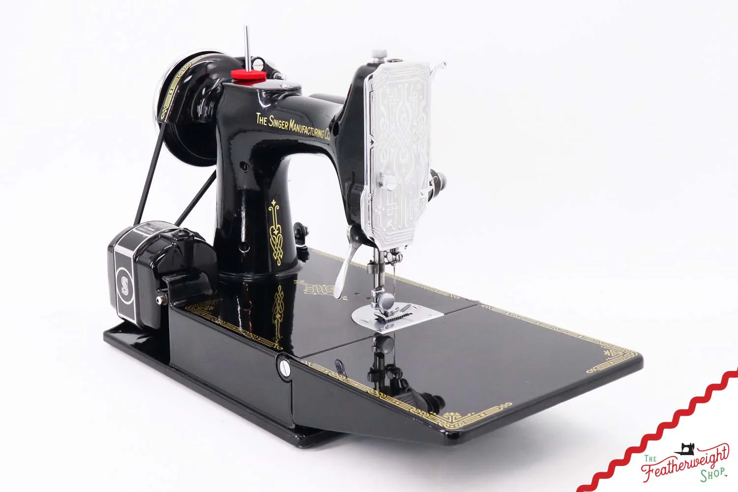 Singer Featherweight 221 Sewing Machine, AF244** - 1939 - Image 5