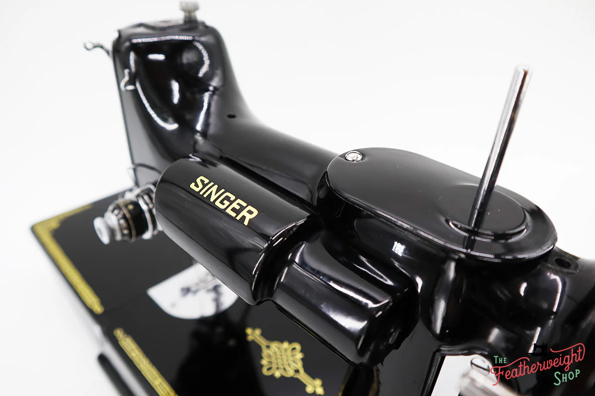 Singer Featherweight 221 Sewing Machine, AF390*** - Corduroy Insert - RARE - Image 10
