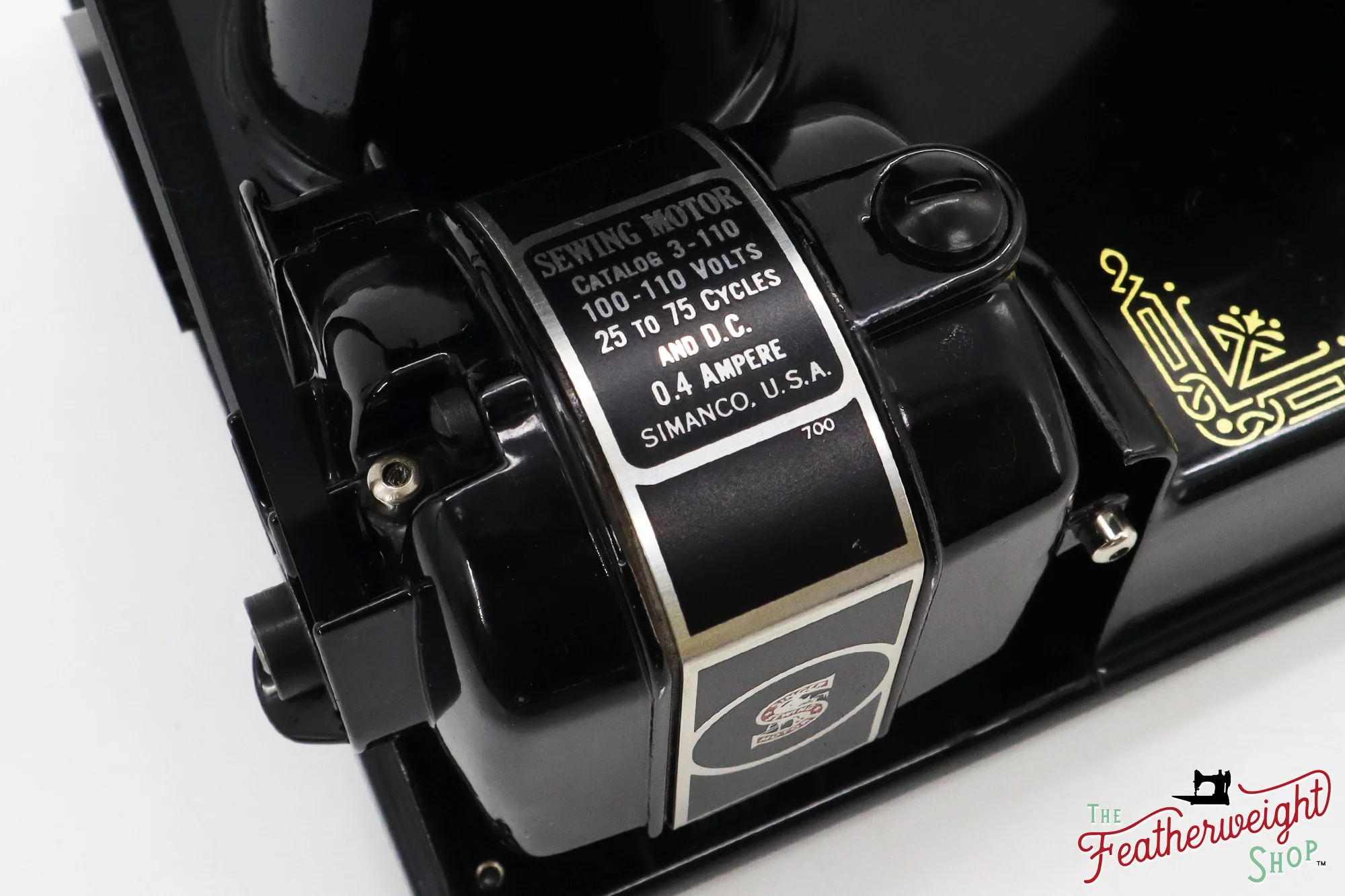 Singer Featherweight 221 Sewing Machine, AF39038* - 1939 - Image 17