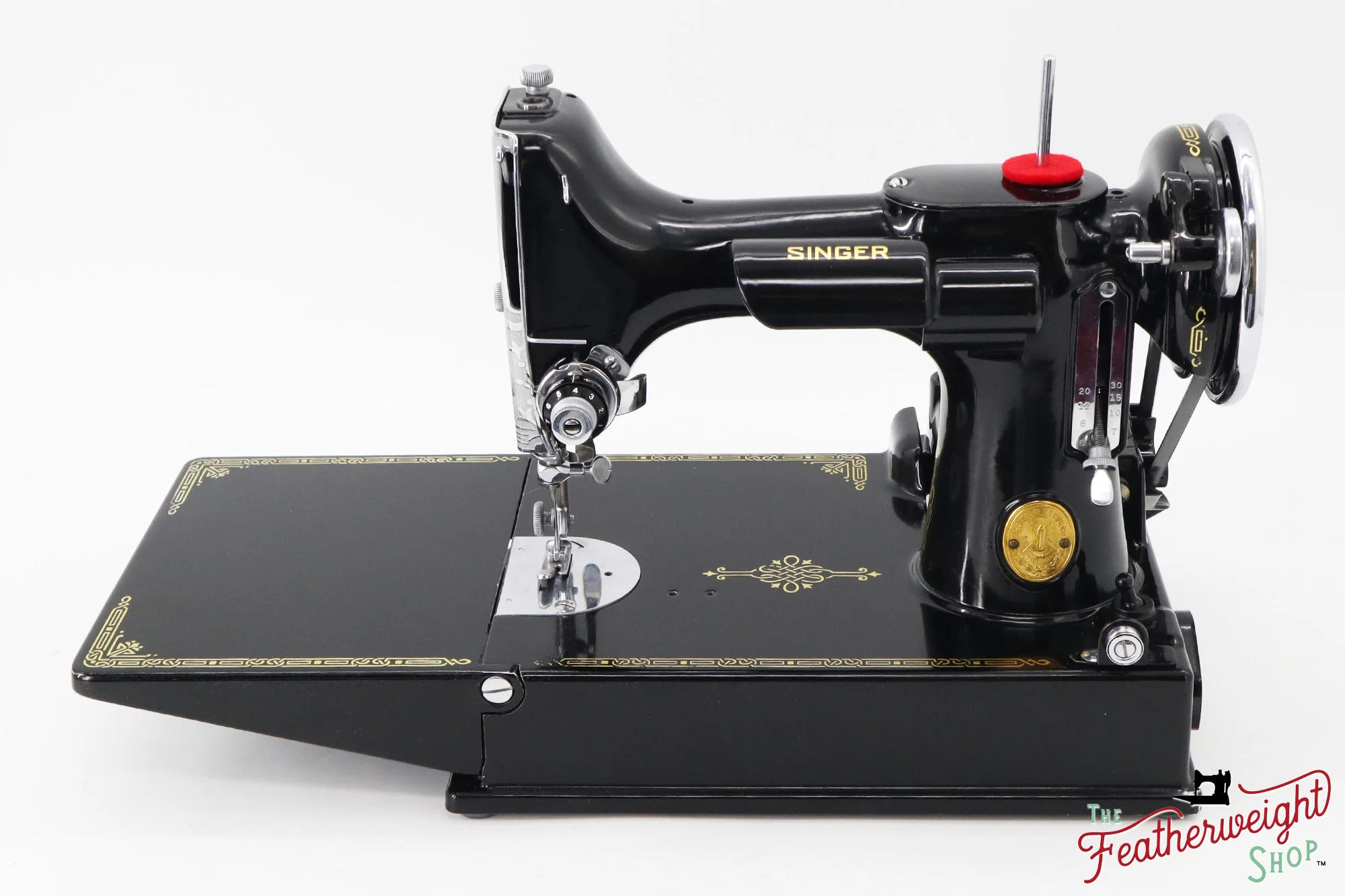 Singer Featherweight 221 Sewing Machine, AF39038* - 1939 - Image 3
