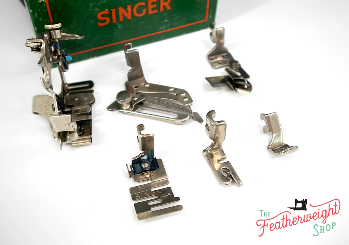 Singer Featherweight 221 Sewing Machine, AF391*** - Corduroy Insert - RARE - Image 23