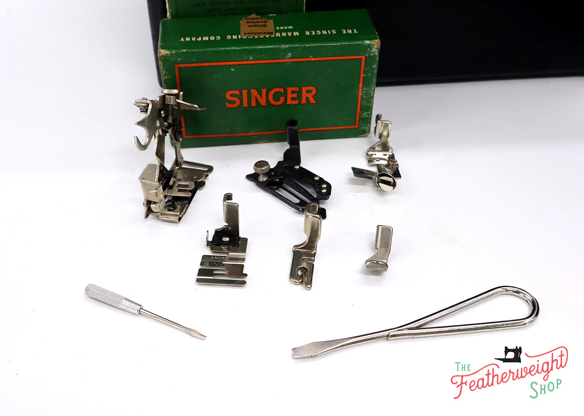 Singer Featherweight 221 Sewing Machine, AF496*** - Image 22