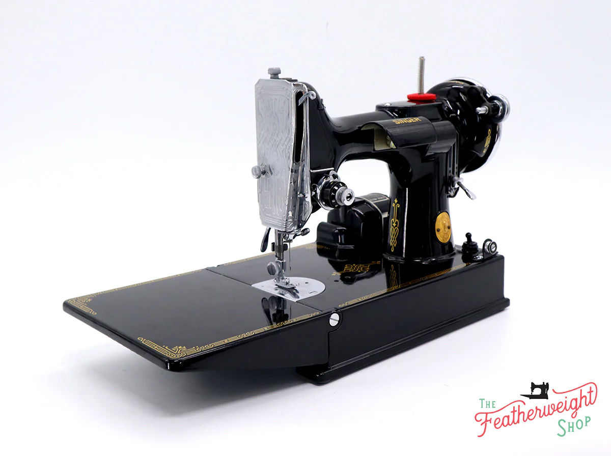 Singer Featherweight 221 Sewing Machine, AF496*** - Image 3