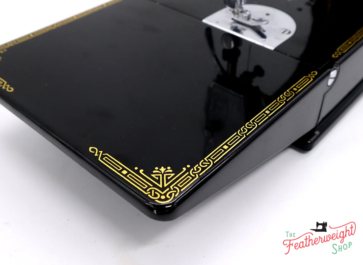 Singer Featherweight 221 Sewing Machine, AF496*** - Image 9