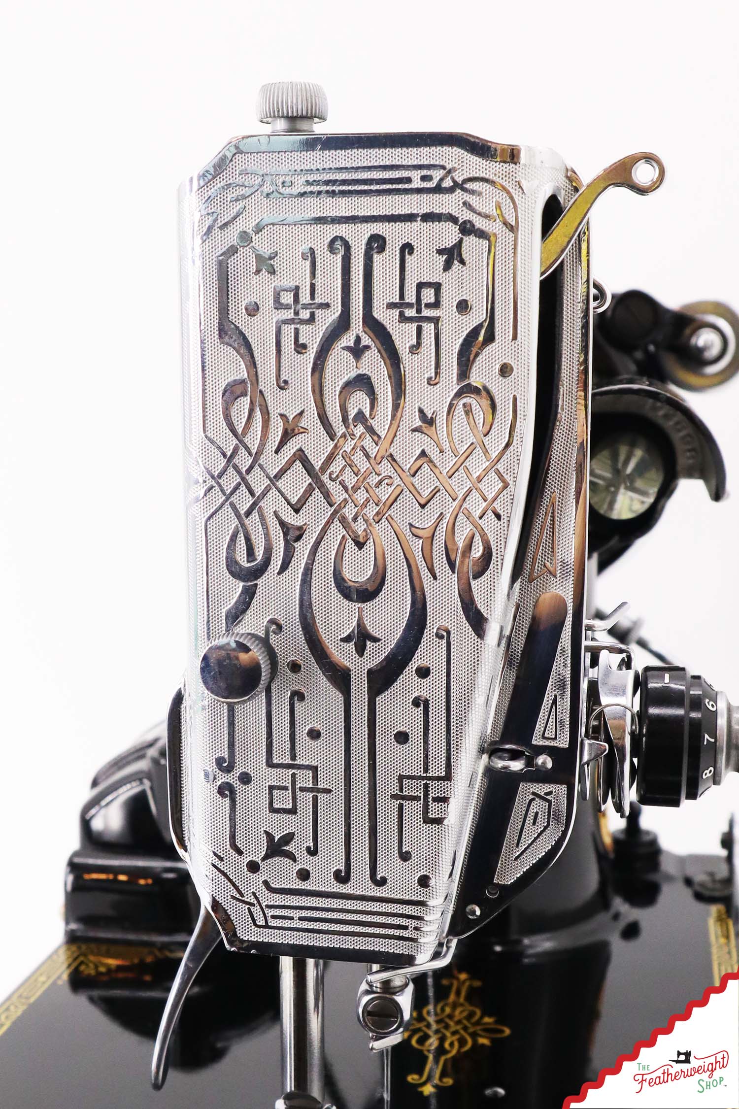 Singer Featherweight 221 Sewing Machine, AF866*** - 1941 - Image 14