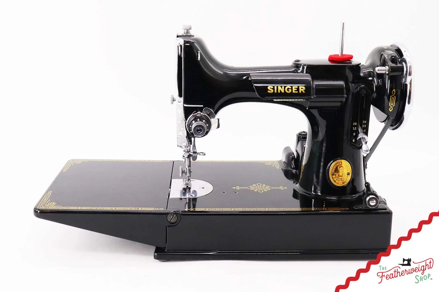 Singer Featherweight 221 Sewing Machine, AF866*** - 1941 - Image 3