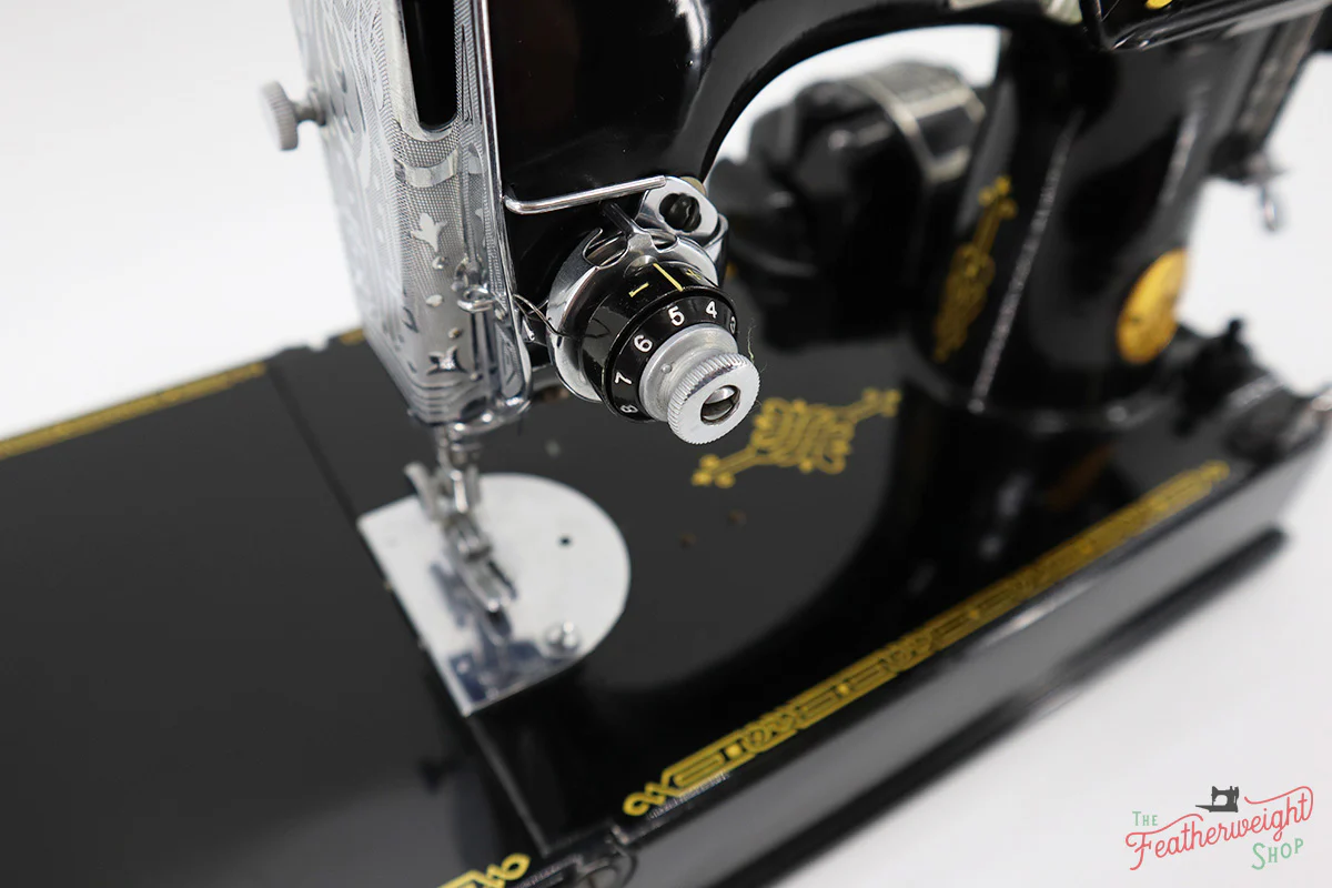 Singer Featherweight 221 Sewing Machine, AF876*** - Image 10