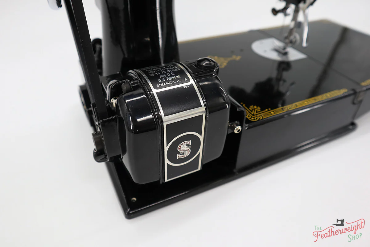 Singer Featherweight 221 Sewing Machine, AF876*** - Image 17