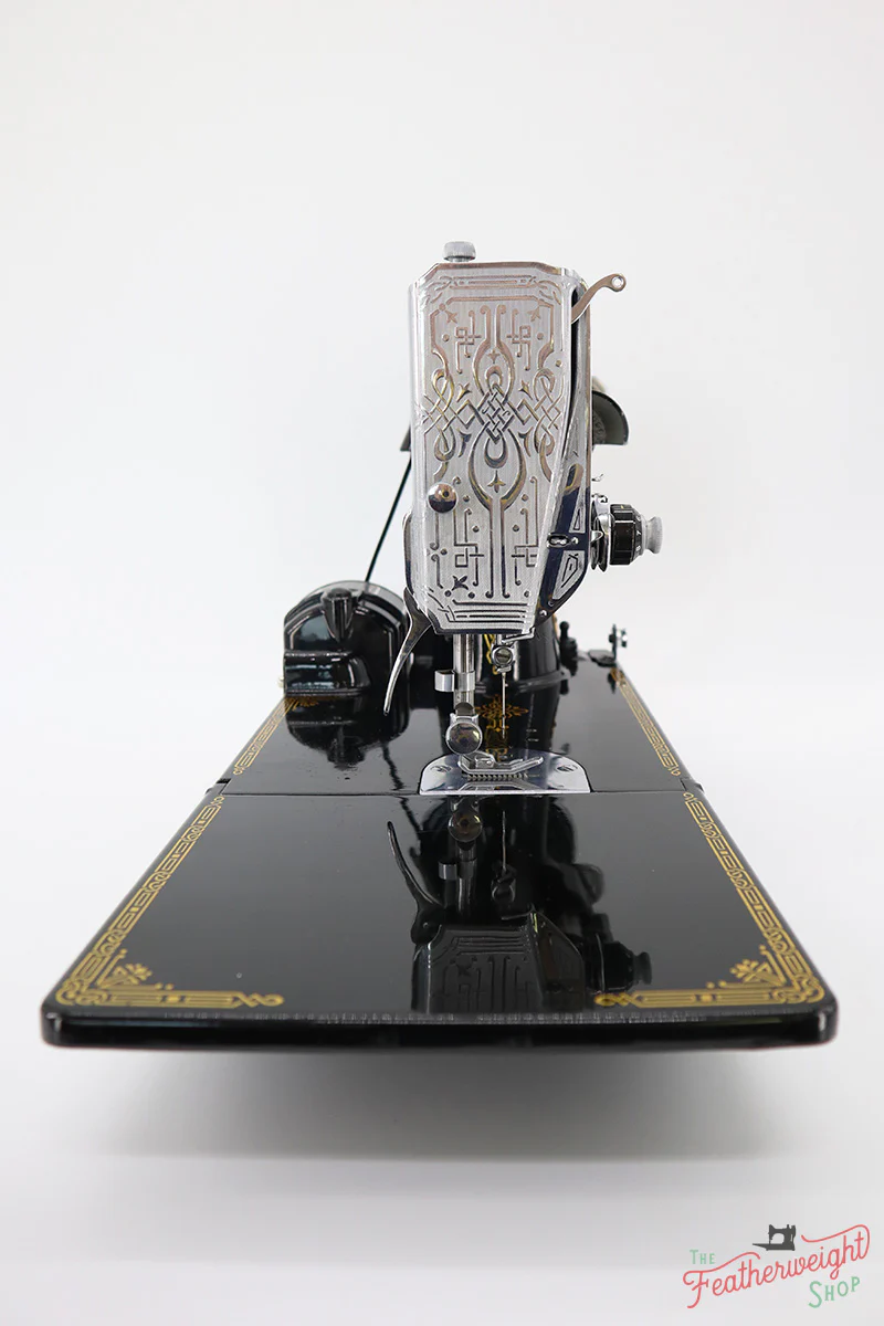 Singer Featherweight 221 Sewing Machine, AF876*** - Image 4
