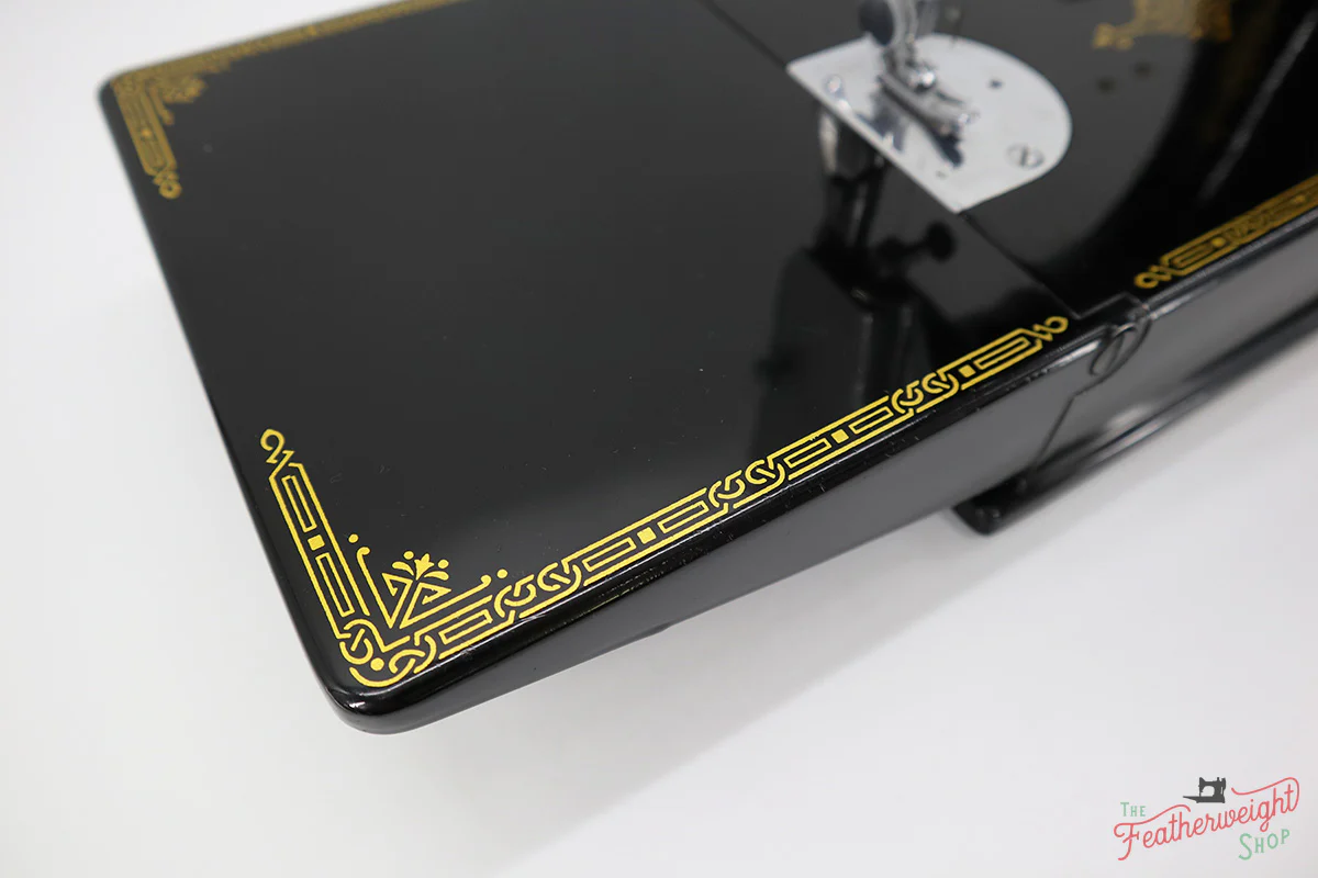 Singer Featherweight 221 Sewing Machine, AF876*** - Image 8