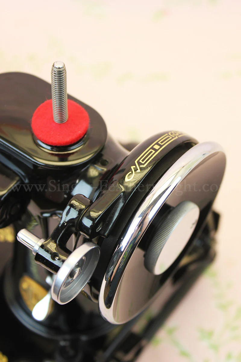Singer Featherweight 221 Sewing Machine, AF882*** - Image 13