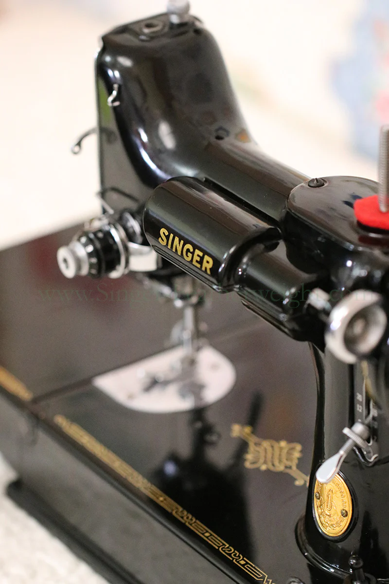 Singer Featherweight 221 Sewing Machine, AG007*** - Image 14