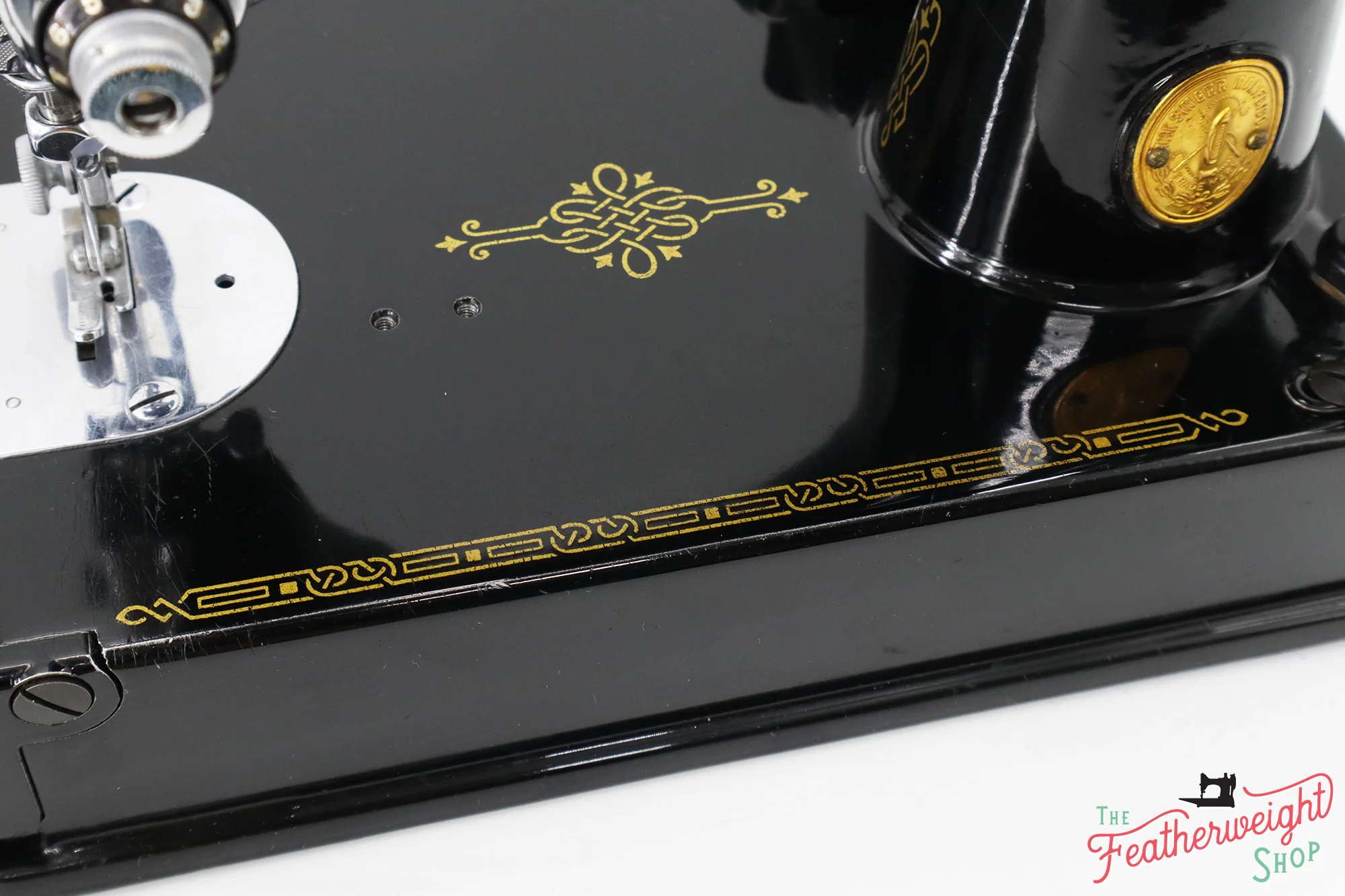 Singer Featherweight 221 Sewing Machine, AG618*** - 1946 - Image 12