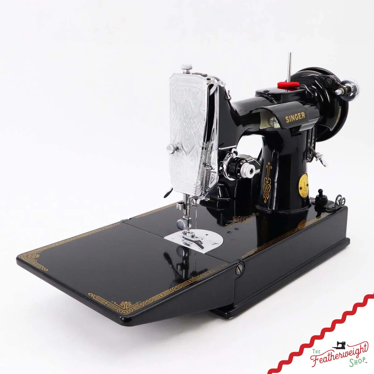 Singer Featherweight 221 Sewing Machine, AG824*** - 1946