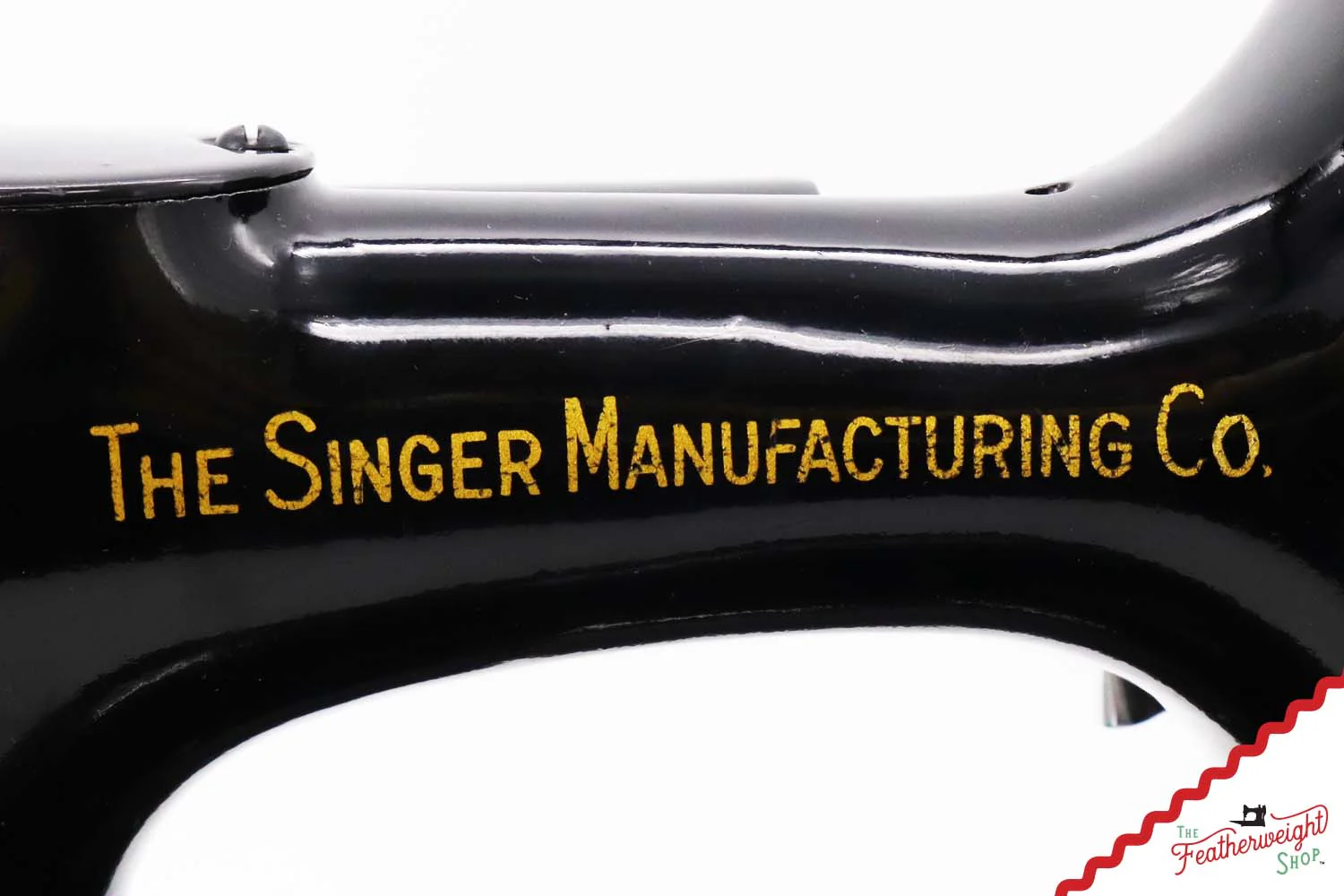 Singer Featherweight 221 Sewing Machine, AG824*** - 1946 - Image 13