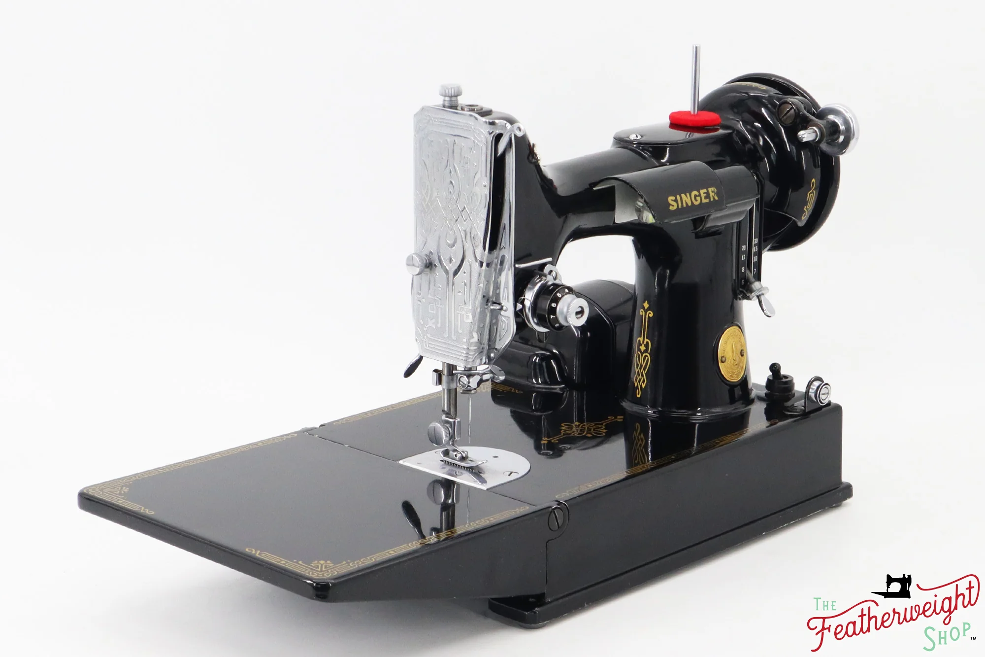 Singer Featherweight 221 Sewing Machine, AG884*** - 1946 - RARE Motor - Image 4