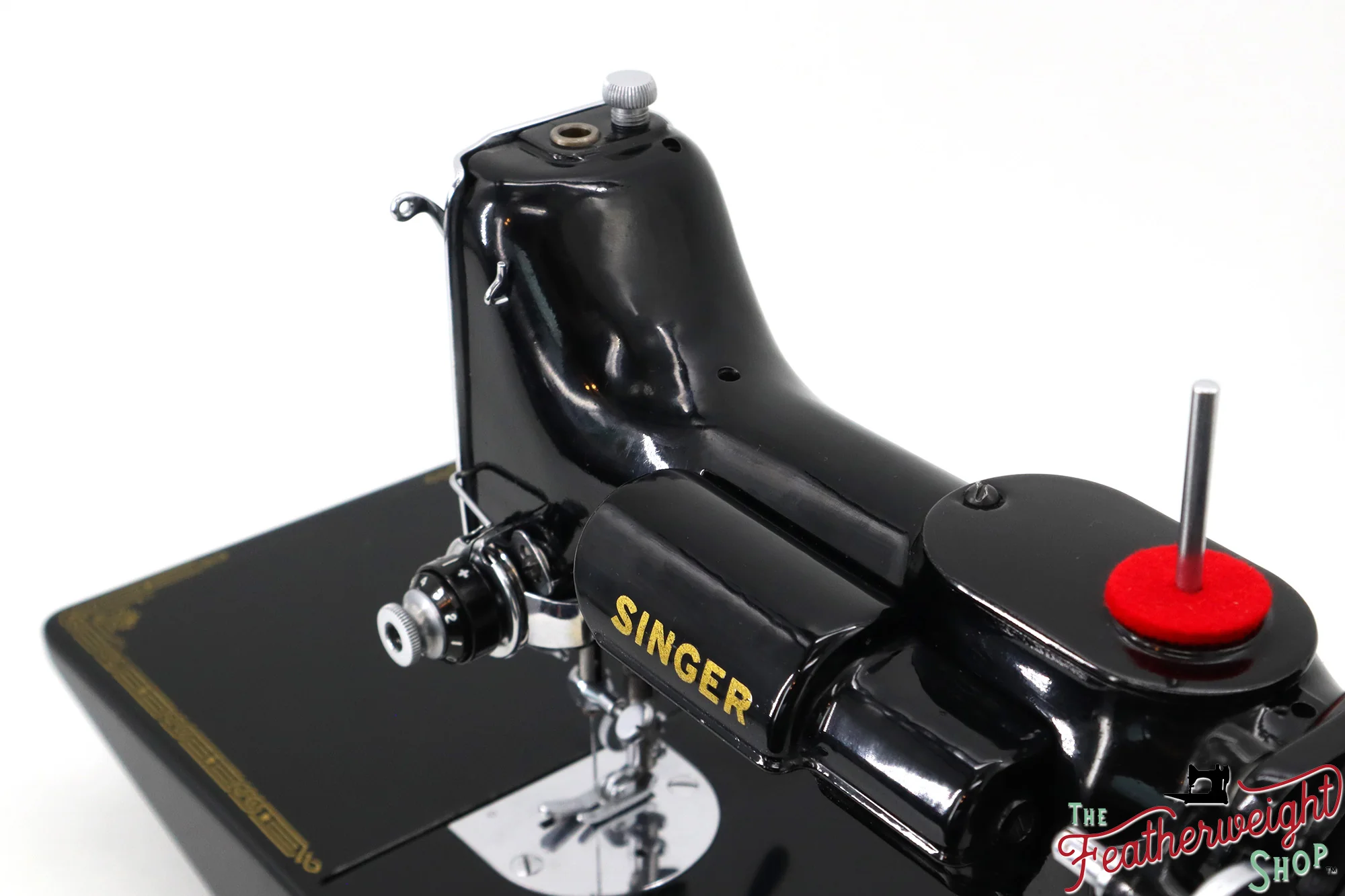 Singer Featherweight 221 Sewing Machine, AG978*** - 1947 - Image 15