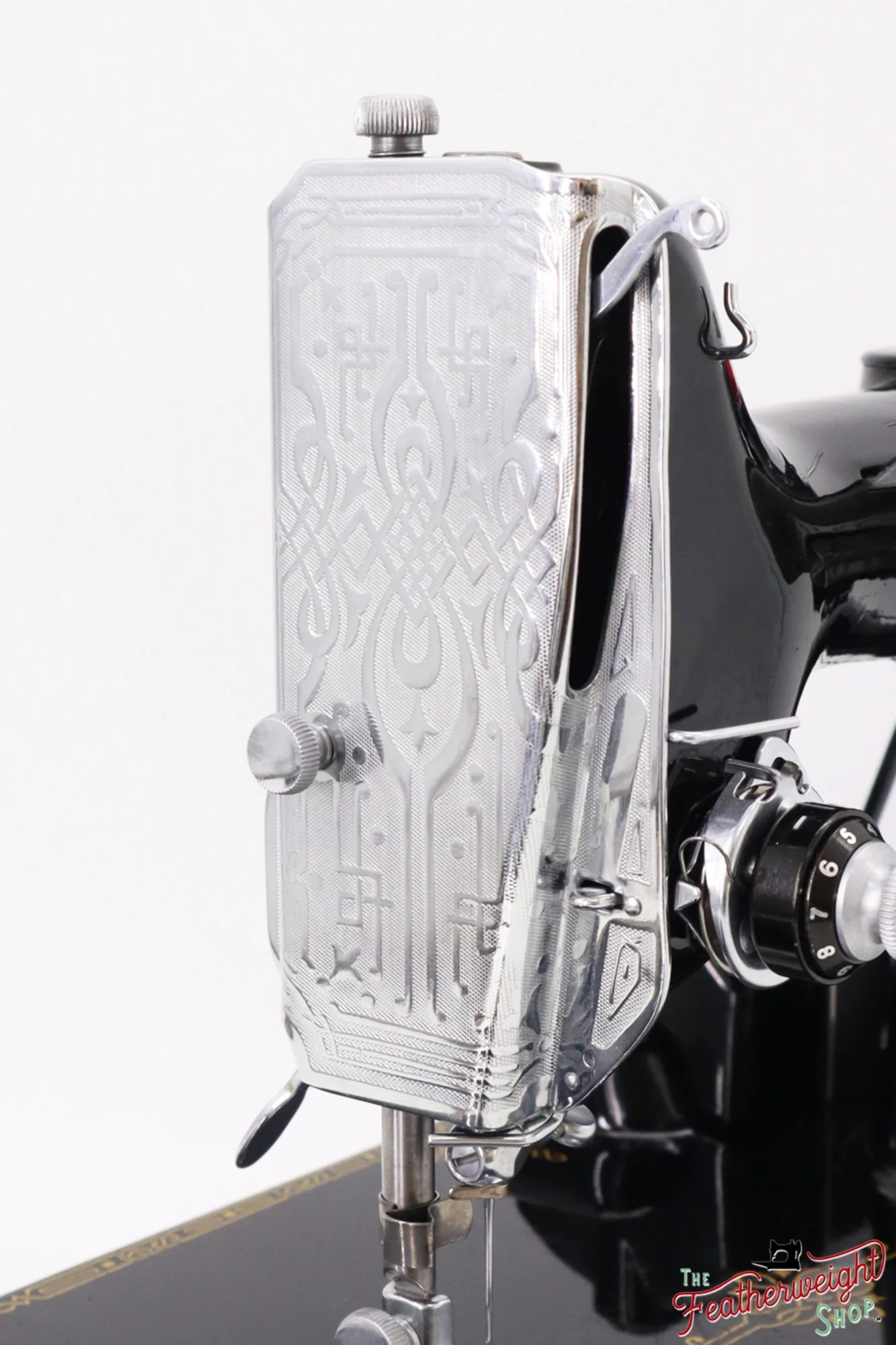 Singer Featherweight 221 Sewing Machine, AG982*** - 1947 - Image 13