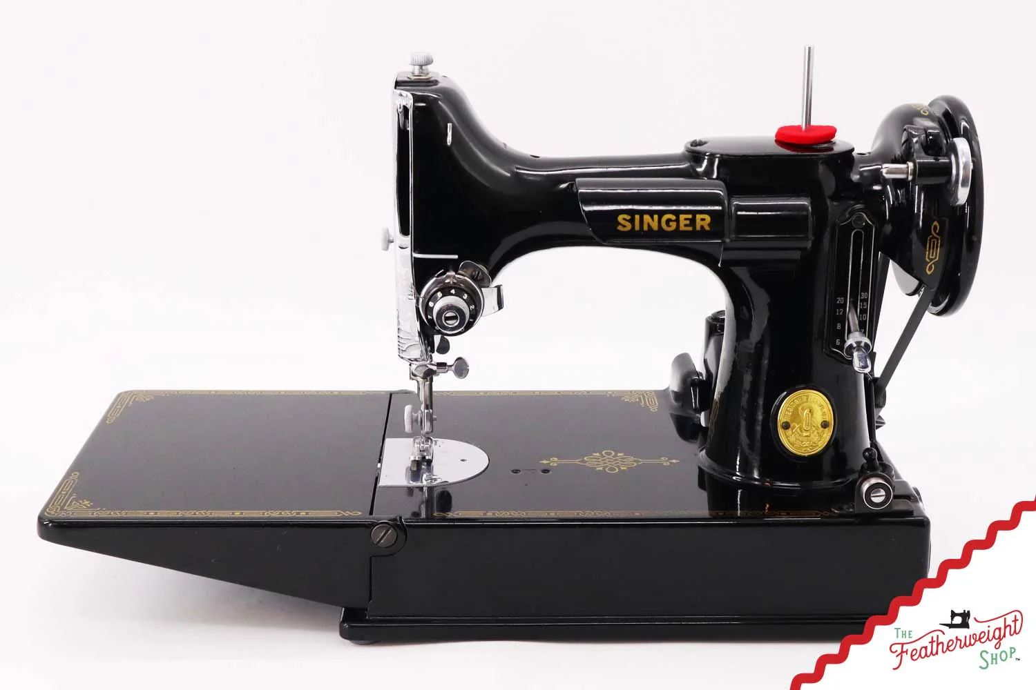 Singer Featherweight 221 Sewing Machine, AG985*** - 1947 - Image 2