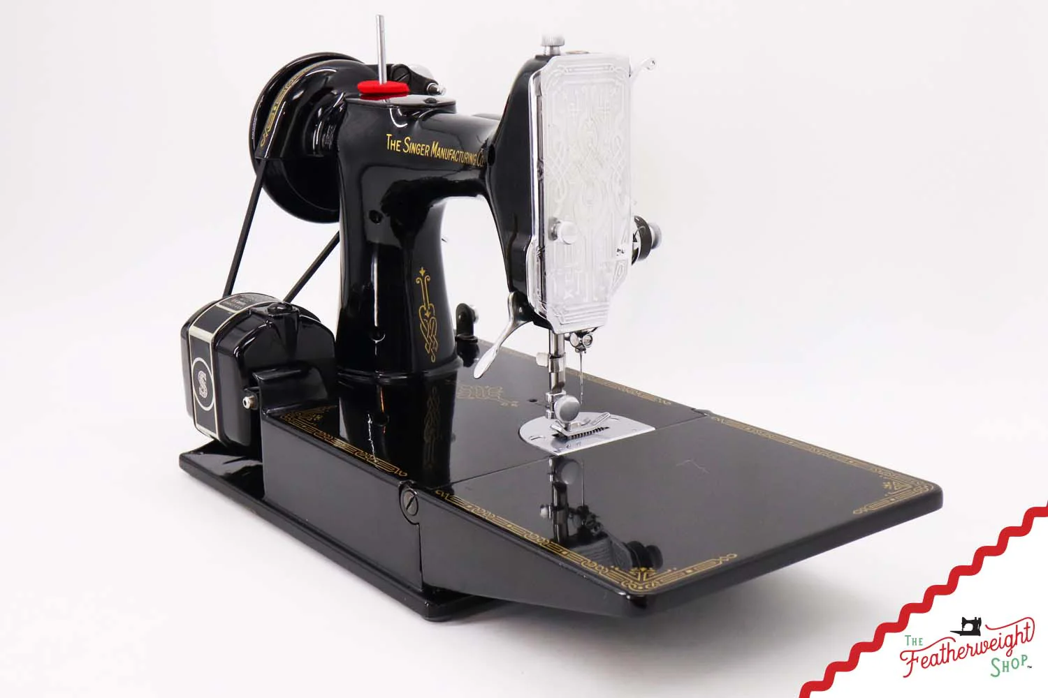 Singer Featherweight 221 Sewing Machine, AG985*** - 1947 - Image 4