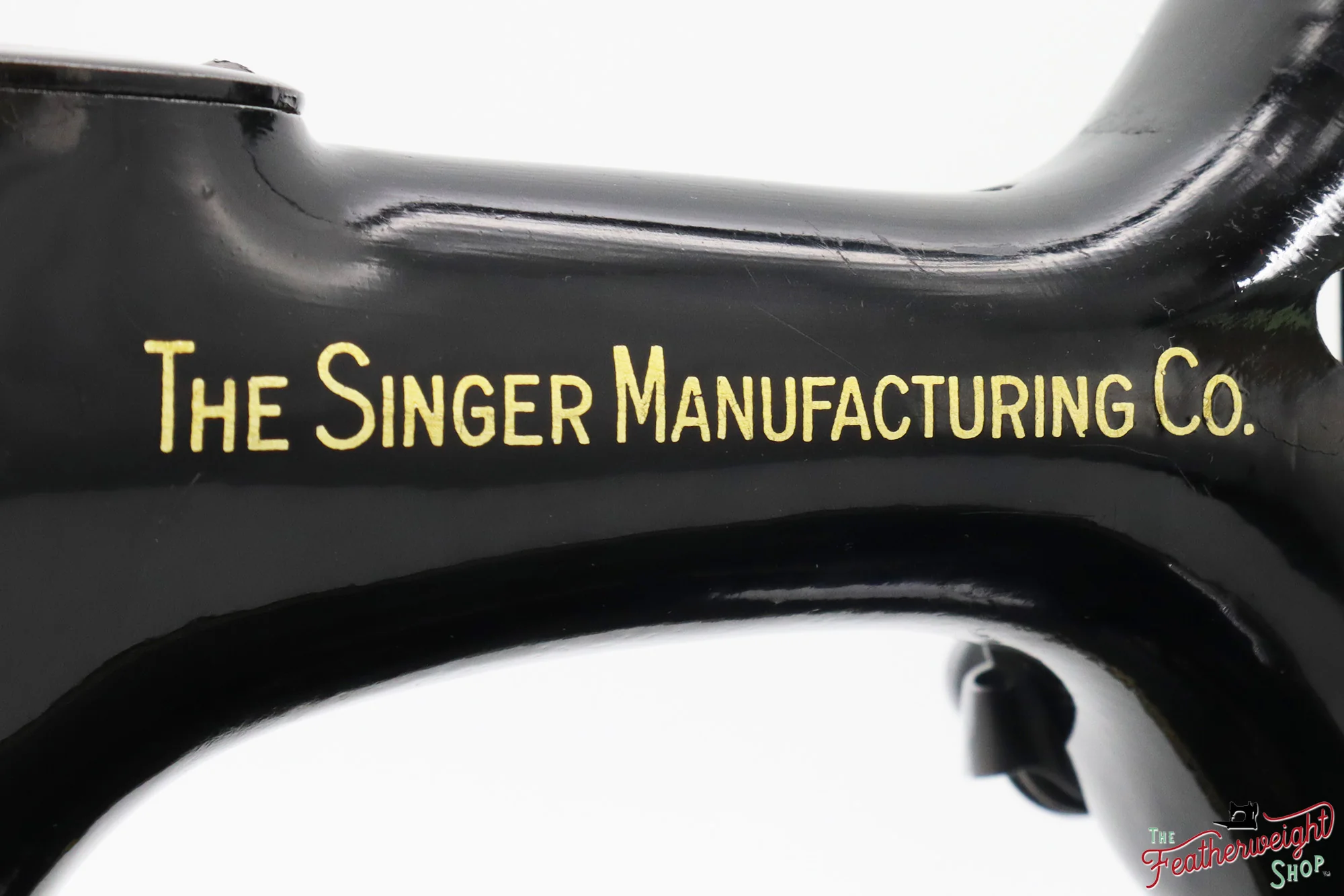 Singer Featherweight 221 Sewing Machine, AH220*** - 1947 - Image 13
