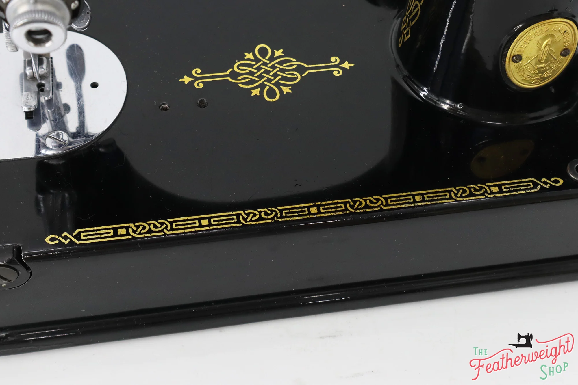 Singer Featherweight 221 Sewing Machine, AH322*** - Image 9