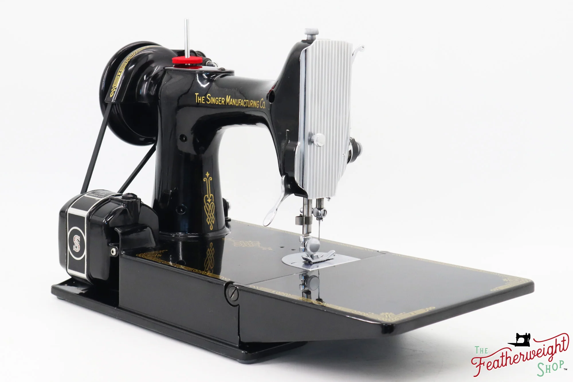 Singer Featherweight 221 Sewing Machine, AH413*** - 1948 - Image 5