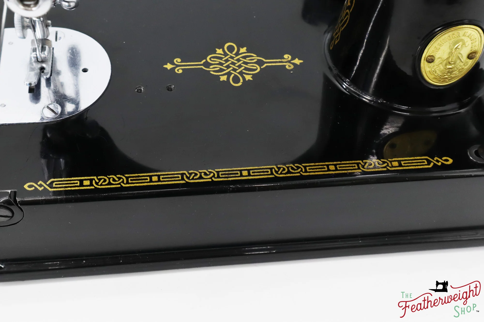 Singer Featherweight 221 Sewing Machine, AH413*** - 1948 - Image 7