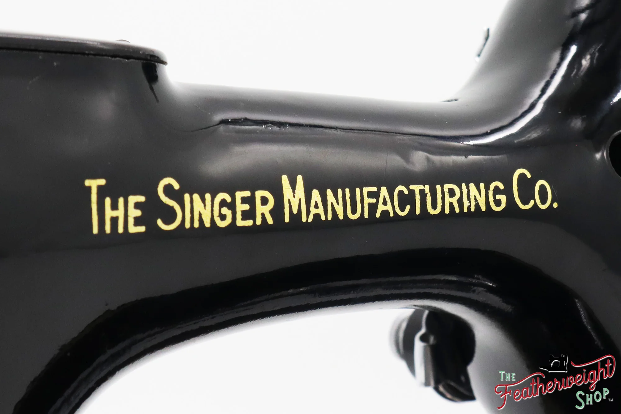 Singer Featherweight 221 Sewing Machine, AH564*** - 1948 - Image 12