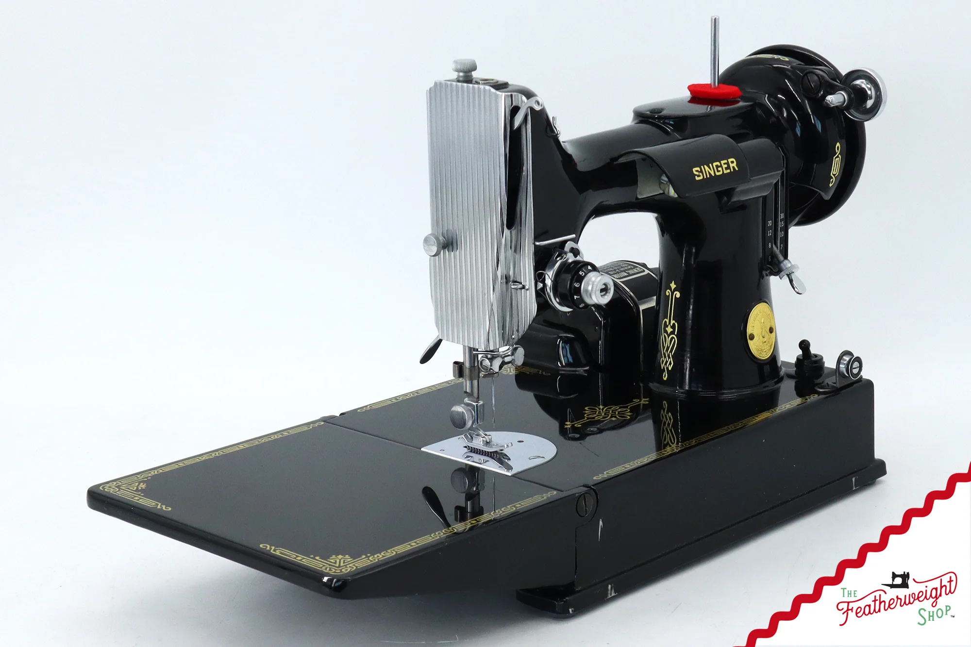 Singer Featherweight 221 Sewing Machine, AH575*** - 1948 - Image 3