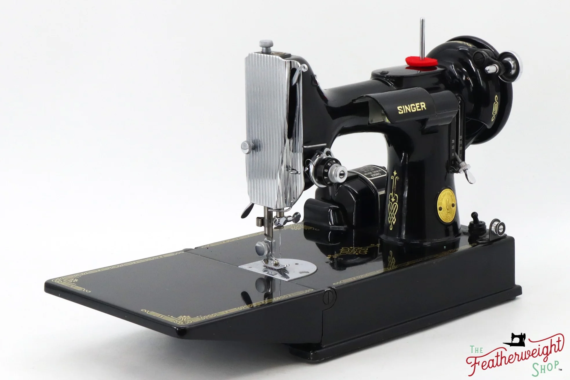 Singer Featherweight 221 Sewing Machine, AH576*** - 1948 - Image 3