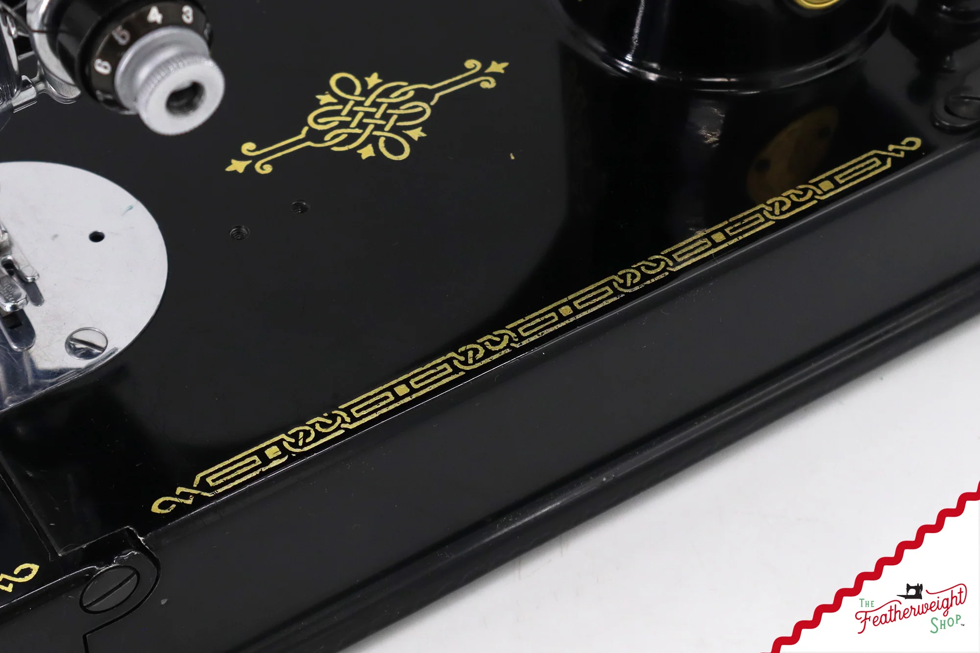 Singer Featherweight 221 Sewing Machine, AH641*** - 1948 - Image 7