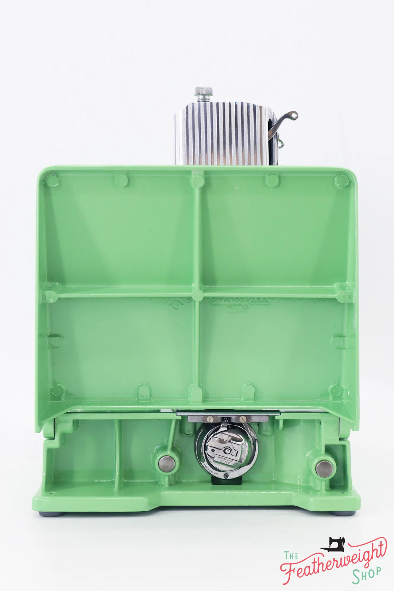 Singer Featherweight 221 Sewing machine, AH665*** - Fully Restored in Art Deco Green - Image 4