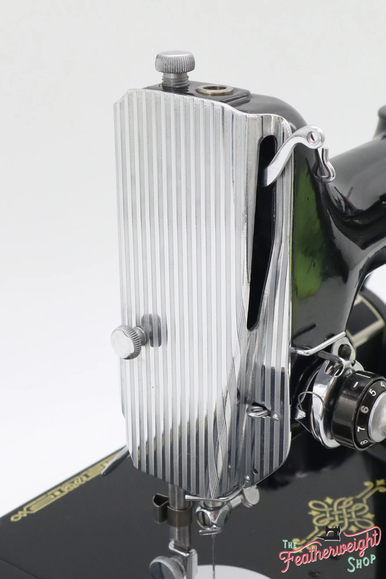 Singer Featherweight 221 Sewing Machine, AH666*** - Image 9