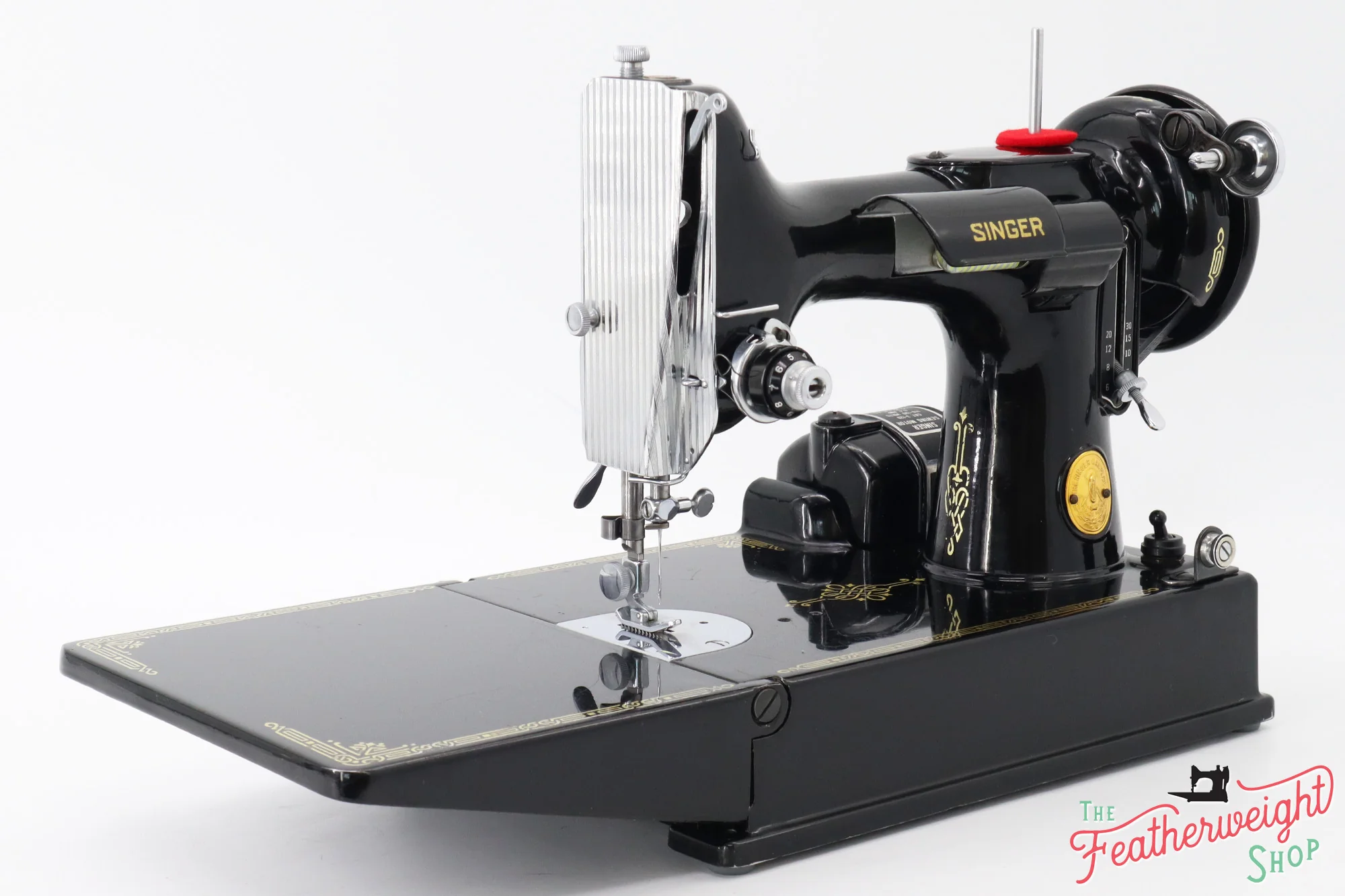 Singer Featherweight 221 Sewing Machine, AH669*** - Image 3