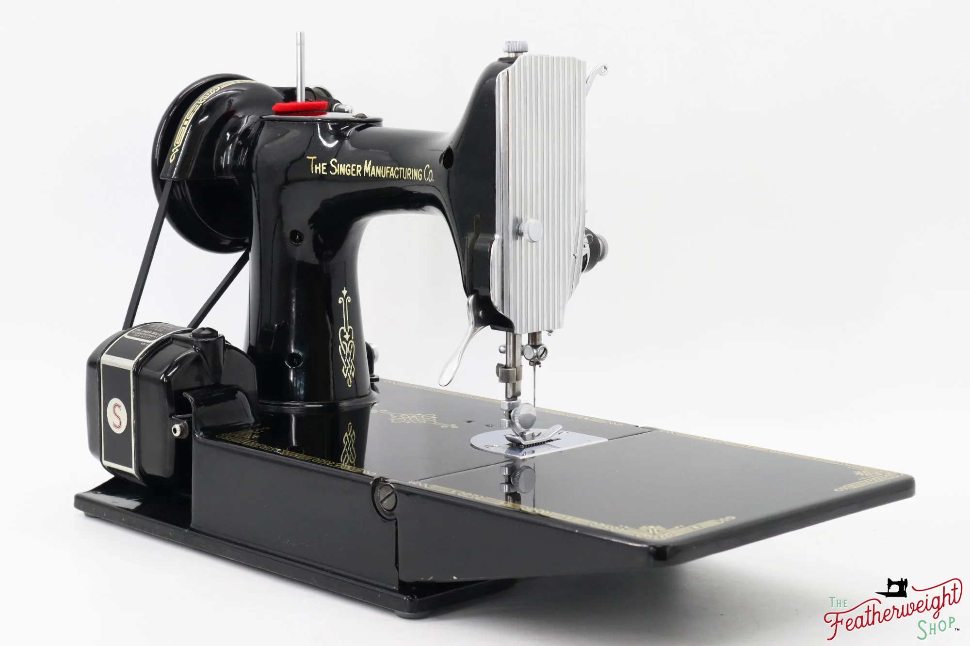 Singer Featherweight 221 Sewing Machine, AH817*** - 1948 - Image 6