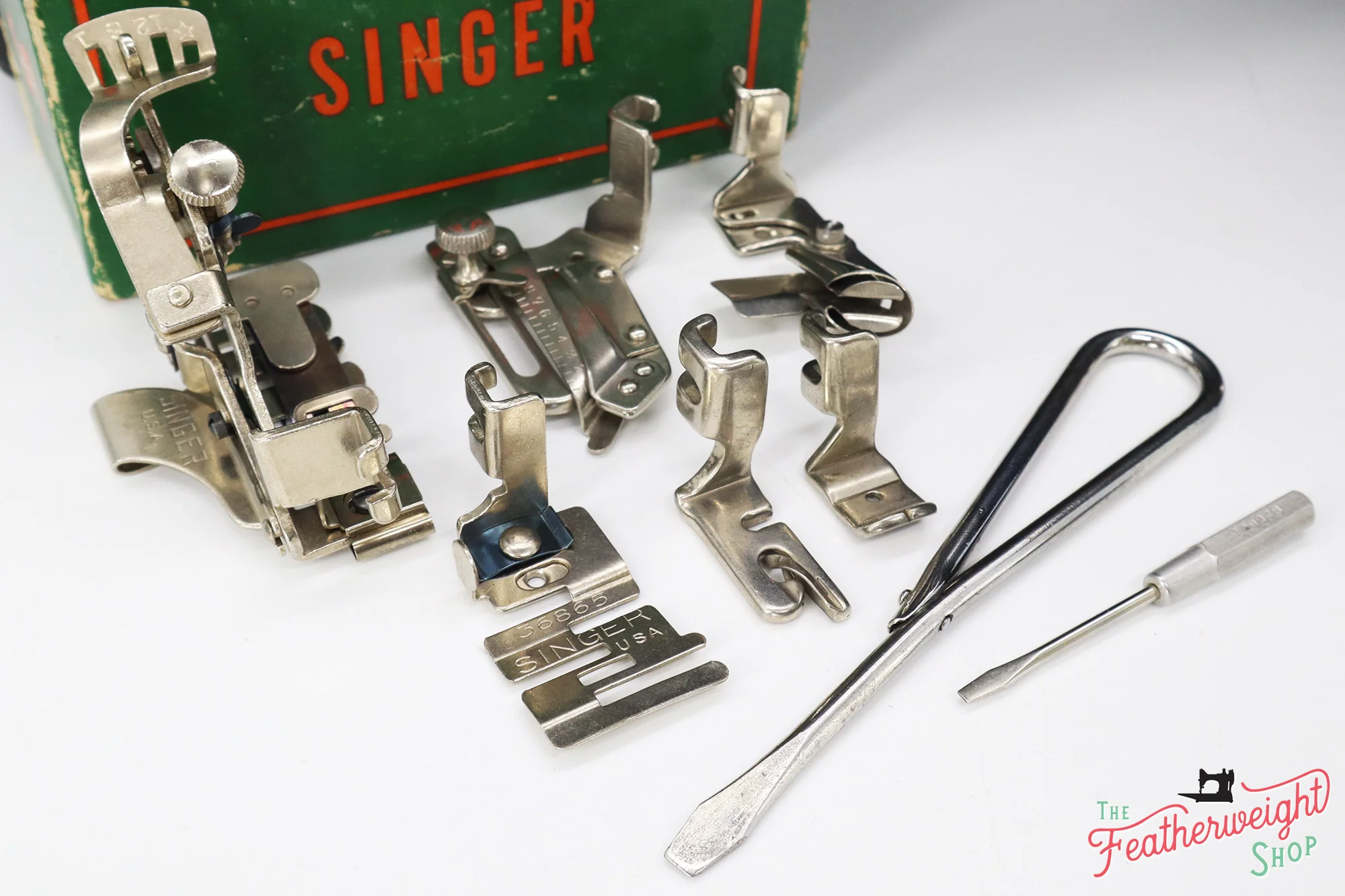 Singer Featherweight 221 Sewing Machine, AH991*** - Image 18