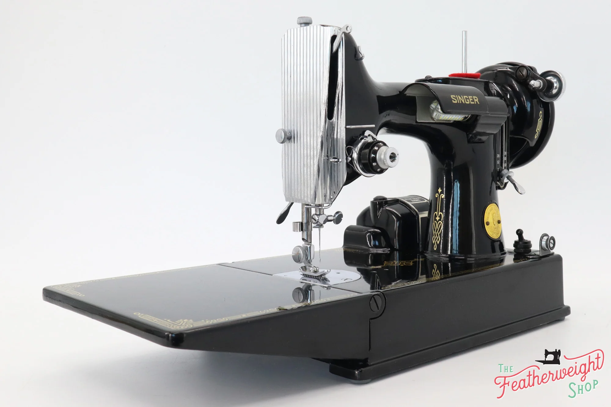 Singer Featherweight 221 Sewing Machine, AH991*** - Image 3