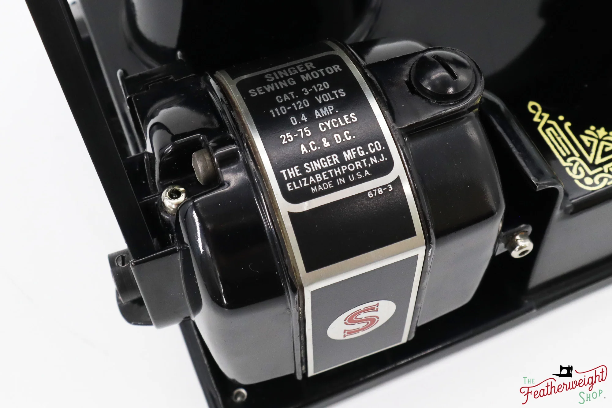 Singer Featherweight 221 Sewing Machine, AJ105*** - 1949 - Image 15