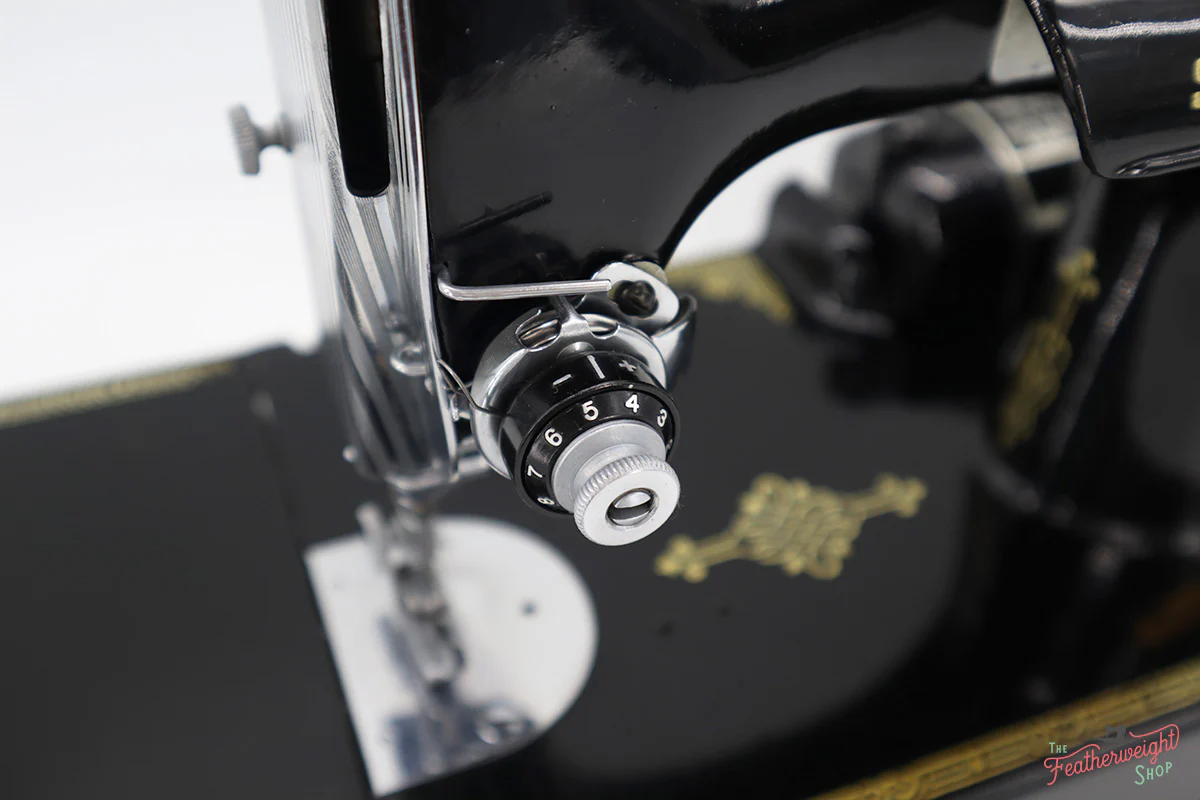 Singer Featherweight 221 Sewing Machine, AJ118*** - Image 13