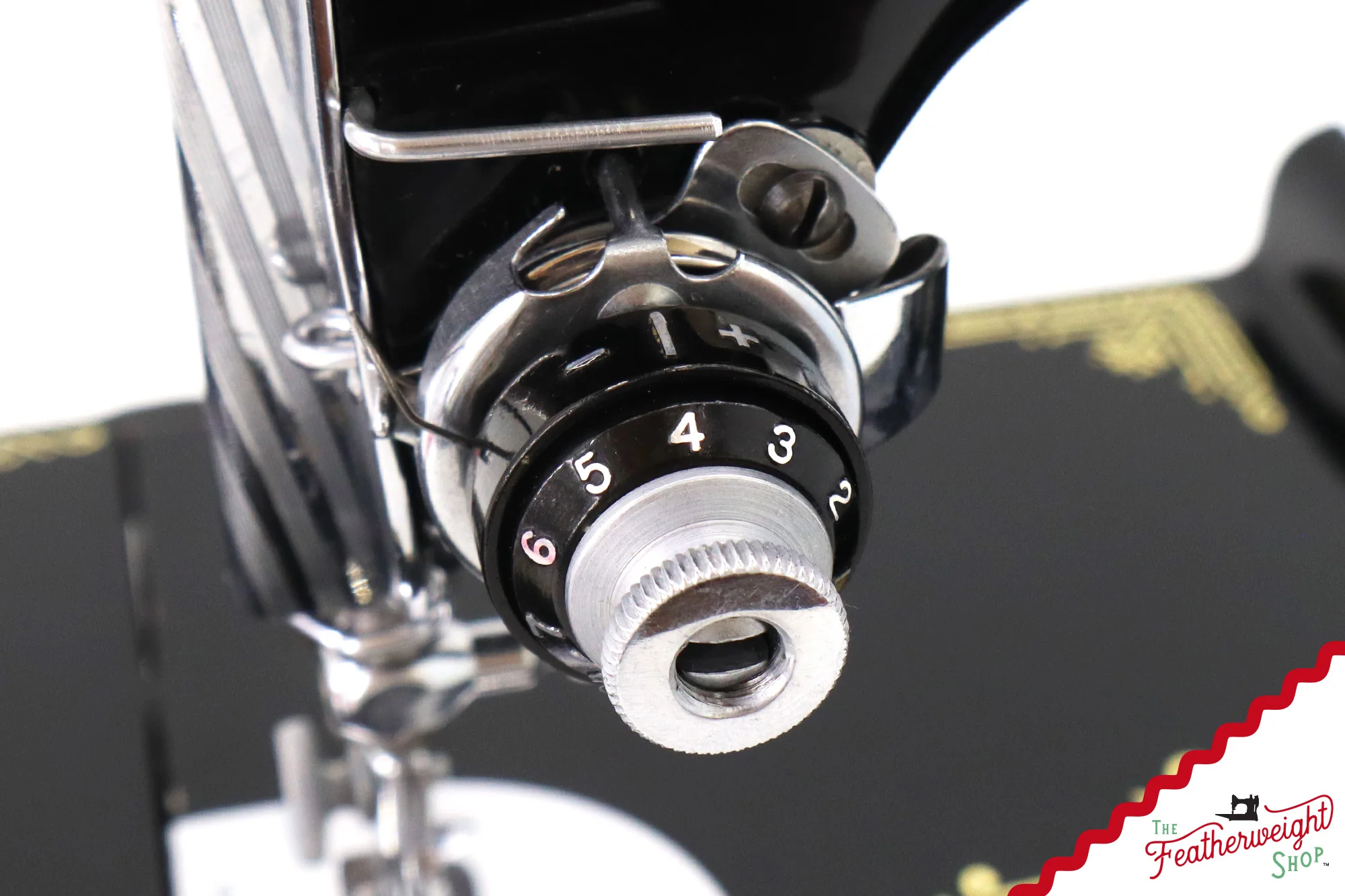 Singer Featherweight 221 Sewing Machine, AJ124*** - 1949 - Image 12
