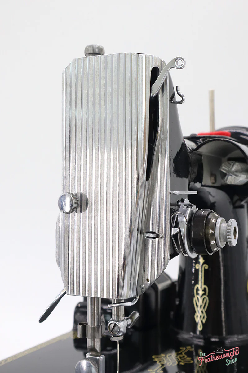 Singer Featherweight 221 Sewing Machine, AJ136*** - Image 16