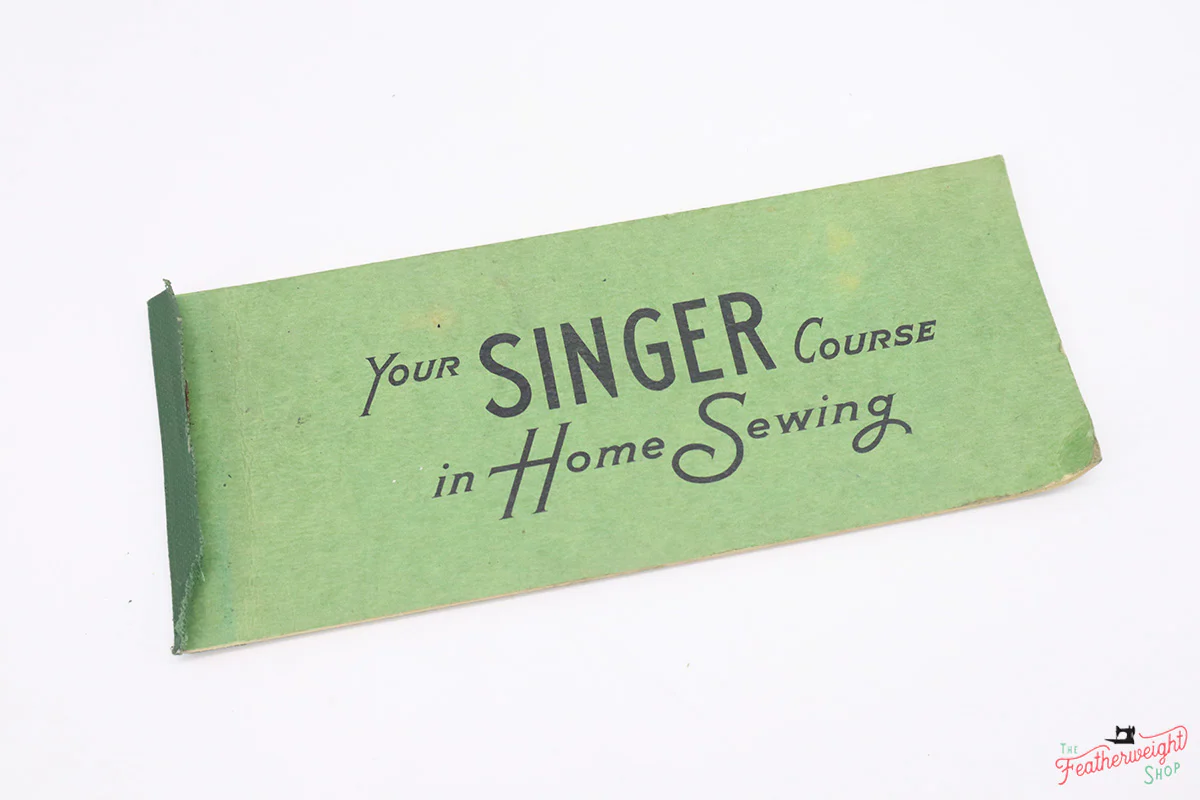 Singer Featherweight 221 Sewing Machine, AJ136*** - Image 21
