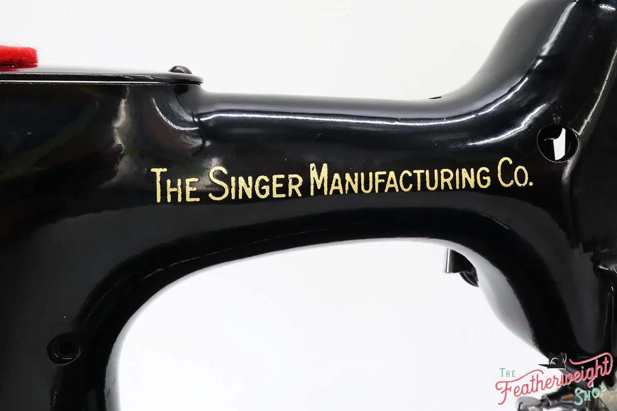 Singer Featherweight 221 Sewing Machine, AJ1369** - Image 14