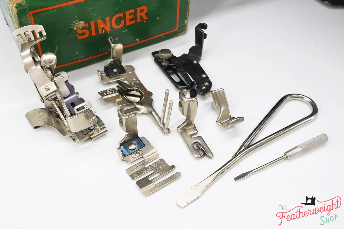 Singer Featherweight 221 Sewing Machine, AJ1369** - Image 19