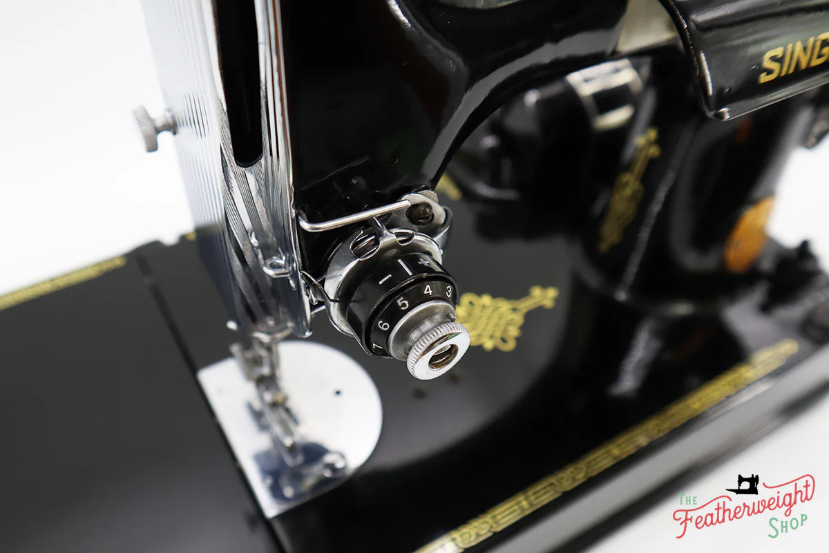 Singer Featherweight 221 Sewing Machine, AJ139*** - Image 13