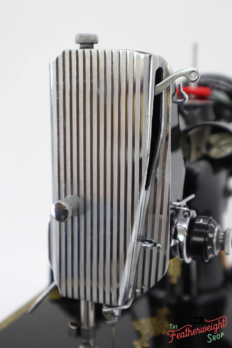 Singer Featherweight 221 Sewing Machine, AJ139*** - Image 14